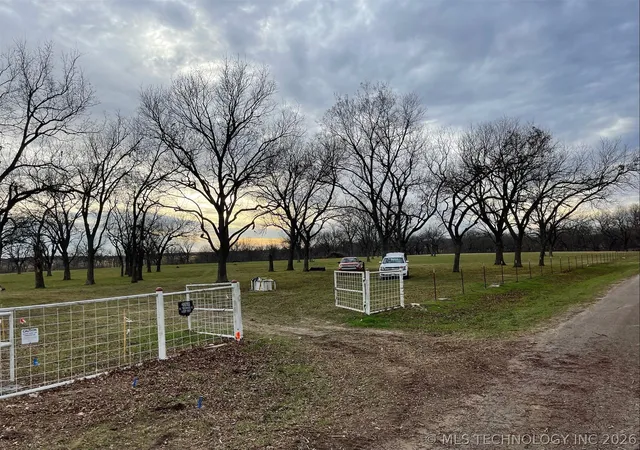 Homes for sale in Mounds, OK | 2566 W 191St St S, Mounds, OK 74047 | MLS# 2621671