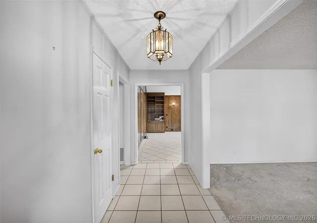 Homes for sale in Bartlesville, OK | 2423 Chapel Hill, Bartlesville, OK 74006 | MLS# 2621806