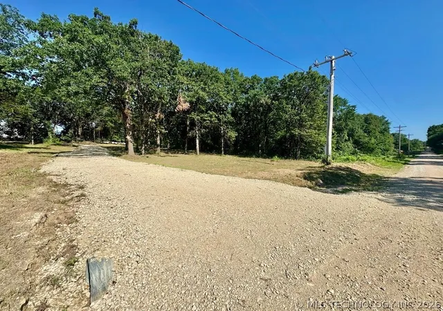 Homes for sale in Kingston, OK | 2142 Edge Rd, Kingston, OK 73439 | MLS# 2621199