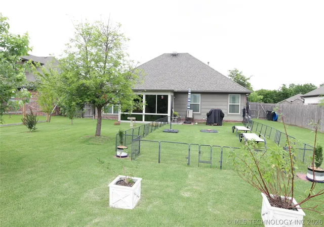 Homes for sale in Claremore, OK | 8466 Dunnwood Rd, Claremore, OK 74019 | MLS# 2621838