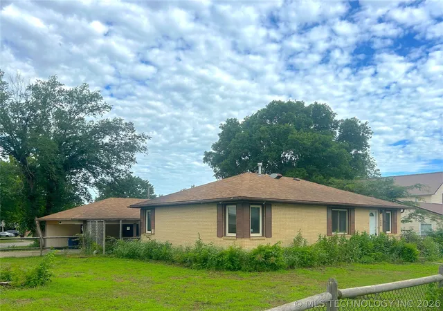 Homes for sale in Nowata, OK | 1008 W Shawnee Ave, Nowata, OK 74048 | MLS# 2621837