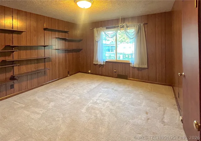 Homes for sale in Nowata, OK | 1008 W Shawnee Ave, Nowata, OK 74048 | MLS# 2621837