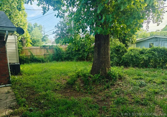 Photo 4 of Single family home for sale at 5512 N Hartford Pl, Tulsa, OK 74126 | MLS# 2621848 | Listing updated on 2026-08-24