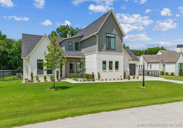 Photo 2 of Single family home for sale at 6342 N Blue Sage Dr, Owasso, OK 74055 | MLS# 2621852 | Listing updated on 2026-08-20