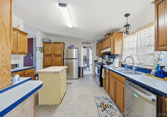 Homes for sale in Catoosa, OK | 1361 S 281st Eastavenue, Catoosa, OK 74015 | MLS# 2621846
