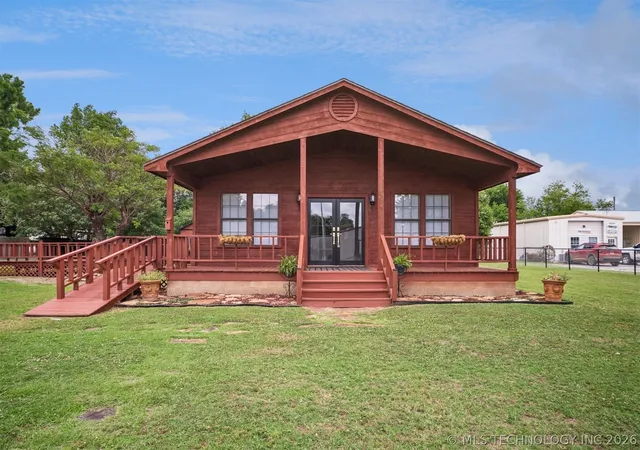 Homes for sale in Oilton, OK | 108 E Bowlin St, Oilton, OK 74052 | MLS# 2621856