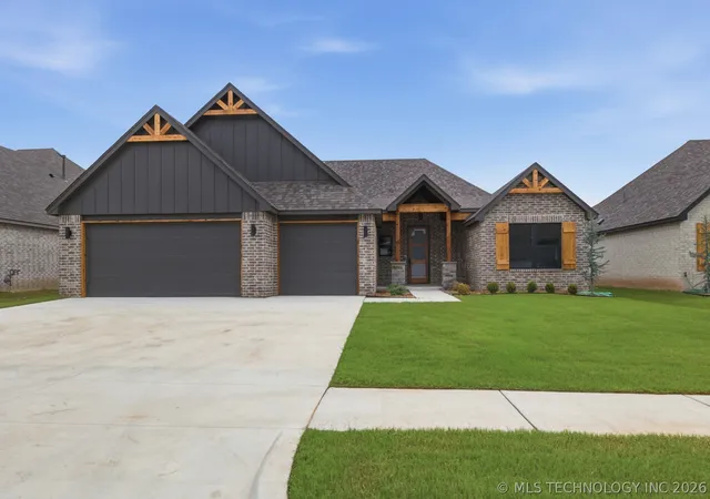 Homes for sale in Broken Arrow, OK | 22904 E 106th Pl S, Broken Arrow, OK 74014 | MLS# 2621868