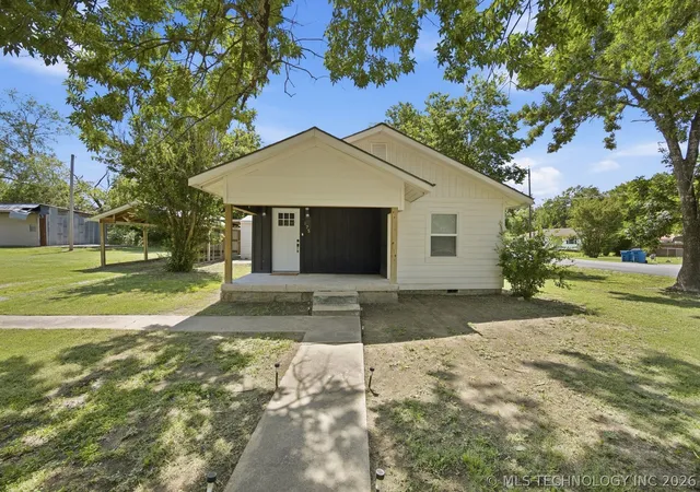 Homes for sale in Krebs, OK | 175 Nw 3rd, Krebs, OK 74554 | MLS# 2621656