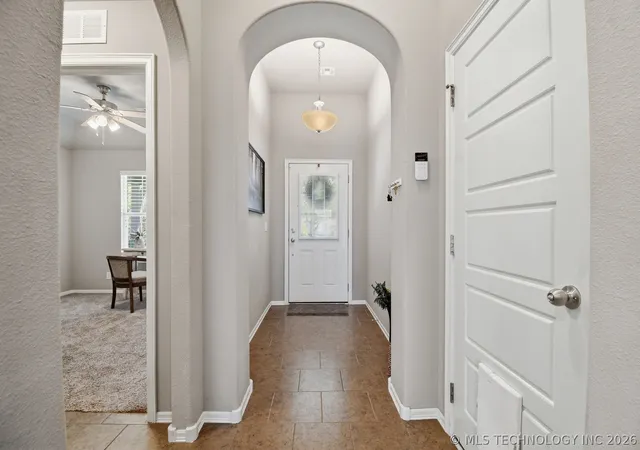Homes for sale in Owasso, OK | 14606 E 114Th St, Owasso, OK 74055 | MLS# 2621875