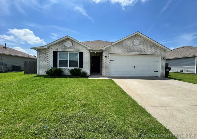 Homes for sale in Collinsville, OK | 14116 N 74Th Eastavenue, Collinsville, OK 74021 | MLS# 2621769