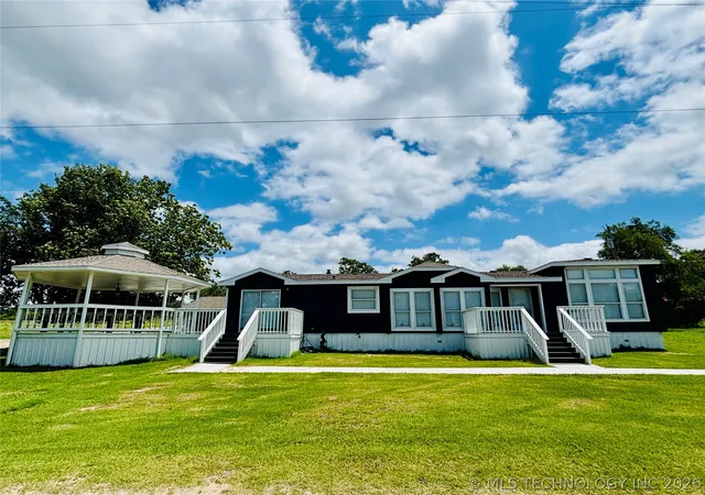 Manufactured home for sale at 85 Williams Dr, Eufaula, OK 74432 | MLS# 2621773