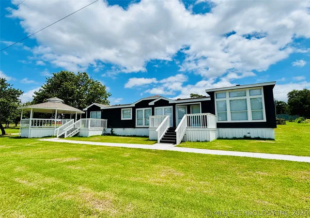 Photo 2 of Manufactured home for sale at 85 Williams Dr, Eufaula, OK 74432 | MLS# 2621773 | Listing updated on 2026-08-20