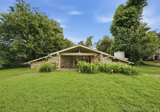 2nd image of 246 Williams Ave, Eufaula, OK 74432 | MLS# 2620426