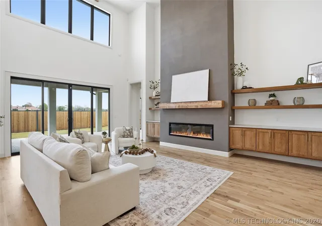 Photo 3 of Single family home for sale at 12029 S Vandalia Ave, Tulsa, OK 74137 | MLS# 2621900 | Listing updated on 2026-08-23