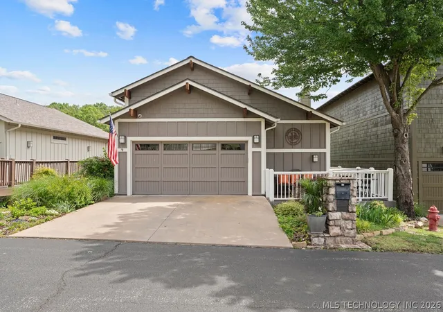 2nd image of 2371 Melody Point Cir, Grove, OK 74344 | MLS# 2621136