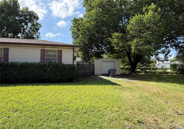 Homes for sale in Ardmore, OK | 1701 Tower Dr, Ardmore, OK 73401 | MLS# 2621415
