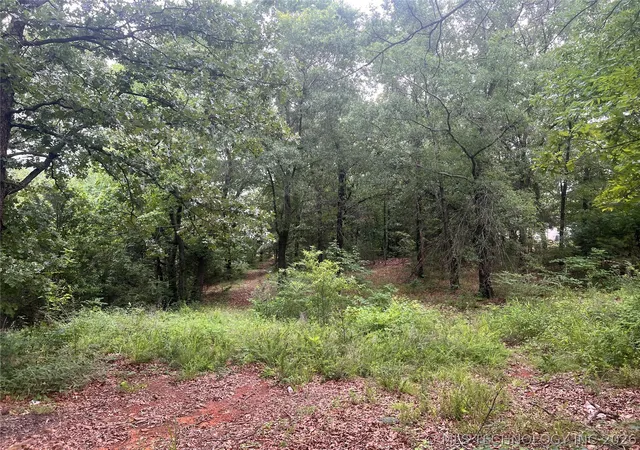 2nd image of 2407 Central, Poteau, OK 74953 | MLS# 2621880