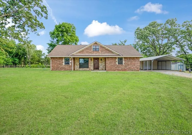 Homes for sale in Atoka, OK | 7939 W G Bar Rd, Atoka, OK 74525 | MLS# 2621917