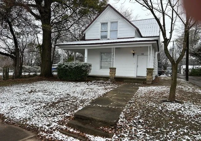 Photo 2 of Single family home for sale at 723 Fredonia St, Muskogee, OK 74401 | MLS# 2620979 | Listing updated on 2026-08-20