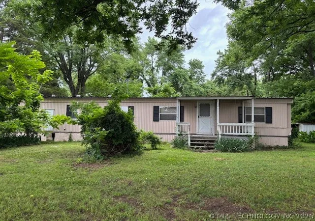 Homes for sale in Webbers Falls, OK | 110 W Mcdaniel St, Webbers Falls, OK 74470 | MLS# 2621941