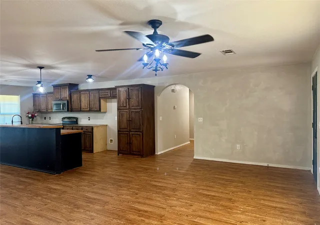Photo 3 of Single family home for sale at 1400 Skyline Dr, Durant, OK 74701 | MLS# 2621993 | Listing updated on 2026-08-28