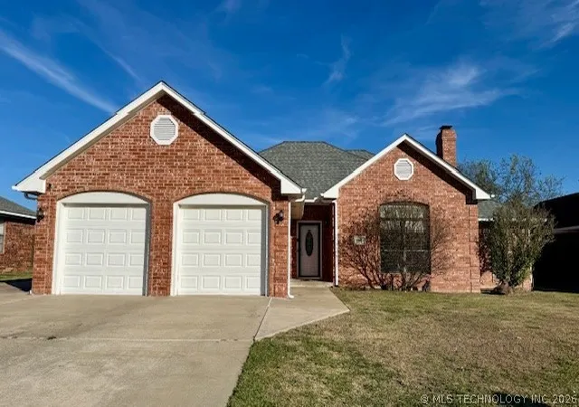 1st image of 1508 Southern Hills Dr, Ardmore, OK 73401 | MLS# 2622021
