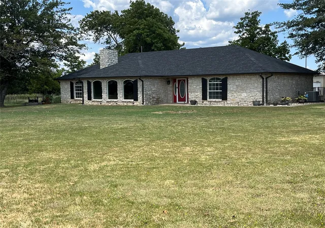 Photo 1 of Single family home for sale at 18082 County Rd 1505, Ada, OK 74820 | MLS# 2621926 | Listing updated on 2026-08-20