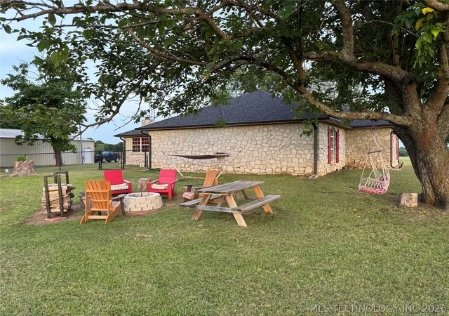 Photo 3 of Single family home for sale at 18082 County Rd 1505, Ada, OK 74820 | MLS# 2621926 | Listing updated on 2026-08-20