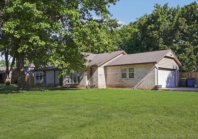 Photo 1 of Sale Pending at 3637 E 143rd Street S, Bixby, OK 74008 | MLS# 2622011 | Listing updated on 2026-08-28
