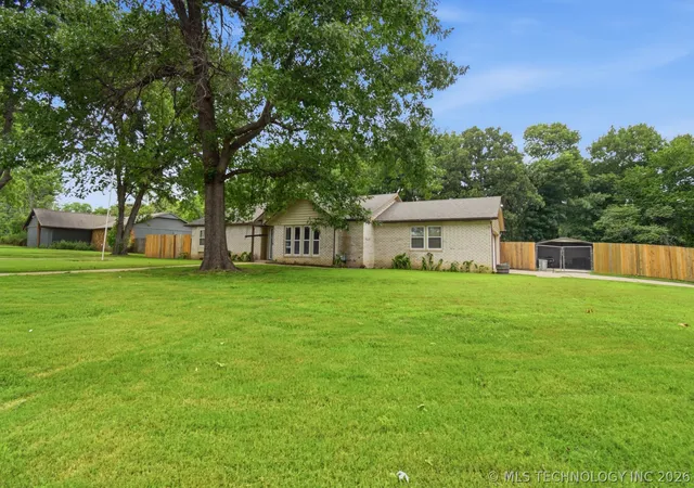 Photo 5 of Sale Pending at 3637 E 143rd Street S, Bixby, OK 74008 | MLS# 2622011 | Listing updated on 2026-08-28