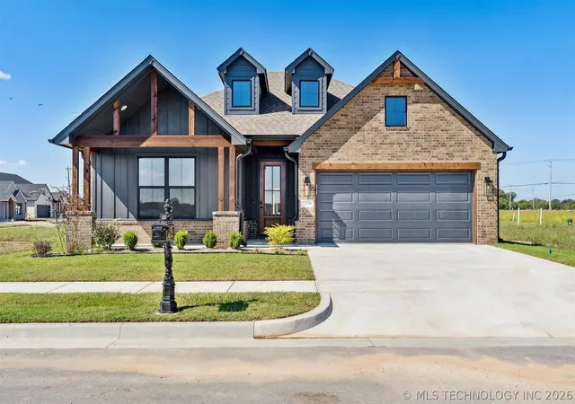 Homes for sale in Bixby, OK | 13134 S 98th Eastcourt, Bixby, OK 74008 | MLS# 2622082