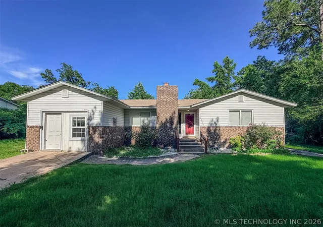 Homes for sale in Tahlequah, OK | 1111 Turpin, Tahlequah, OK 74464 | MLS# 2622080
