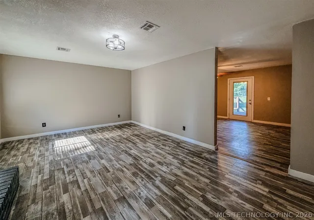 Homes for sale in Tahlequah, OK | 1111 Turpin, Tahlequah, OK 74464 | MLS# 2622080