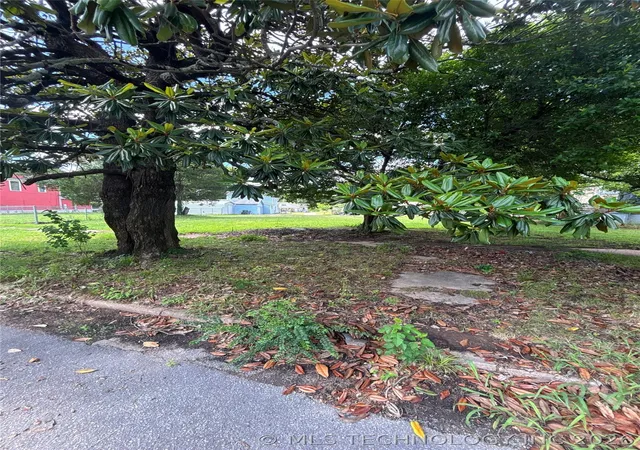 Photo 2 of Land for sale at 1101 S Terrace, Muskogee, OK 74401 | MLS# 2622096 | Listing updated on 2026-06-16