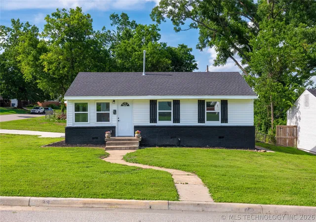 Photo 1 of Single family home for sale at 2139 W 46th Place, Tulsa, OK 74107 | MLS# 2622104 | Listing updated on 2026-08-24