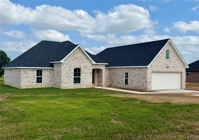 1st image of 5582 S Julian Blvd, Muskogee, OK 74403 | MLS# 2621089