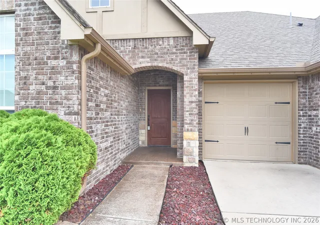Photo 3 of Single family home for sale at 17519 E 45th Place, Tulsa, OK 74134 | MLS# 2621873 | Listing updated on 2026-08-21