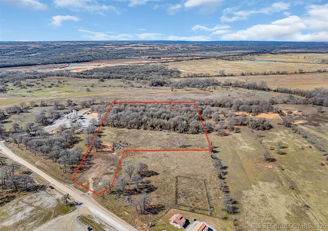 Homes for sale in Thackerville, OK | 22876 Us Hwy 77, Thackerville, OK 73459 | MLS# 2622124