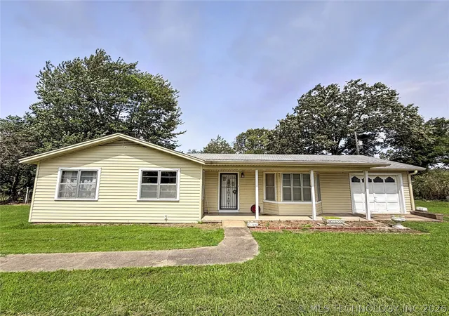 Homes for sale in Tahlequah, OK | 5056 S 514 Ln, Tahlequah, OK 74464 | MLS# 2622133