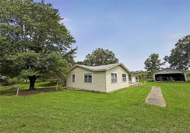 Homes for sale in Tahlequah, OK | 5056 S 514 Ln, Tahlequah, OK 74464 | MLS# 2622133