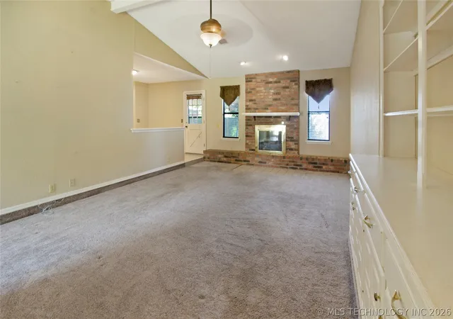 Homes for sale in Glenpool, OK | 1079 E 137Th St, Glenpool, OK 74033 | MLS# 2622081