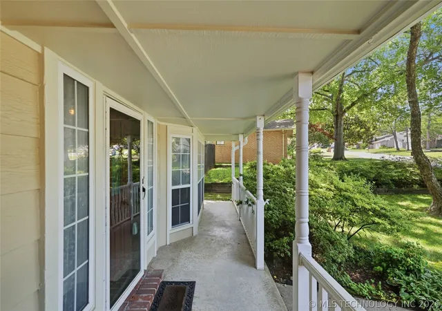 Photo 4 of Sale Pending at 3776 E 82nd Court, Tulsa, OK 74137 | MLS# 2621970 | Listing updated on 2026-08-28
