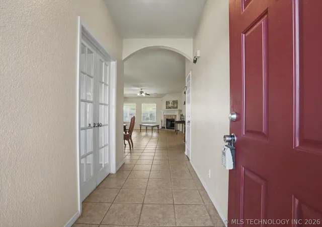 2nd image of 3923 S 216th Eastavenue, Broken Arrow, OK 74014 | MLS# 2622192
