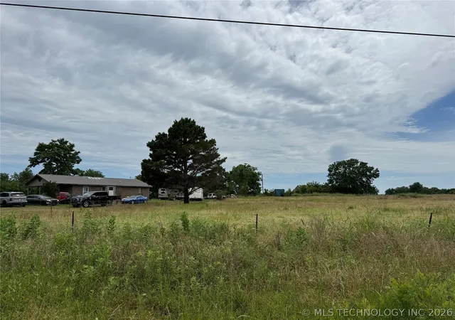 Photo 4 of Sale Pending at 420736 E 1040 Road, Checotah, OK 74426 | MLS# 2620733 | Listing updated on 2026-08-26