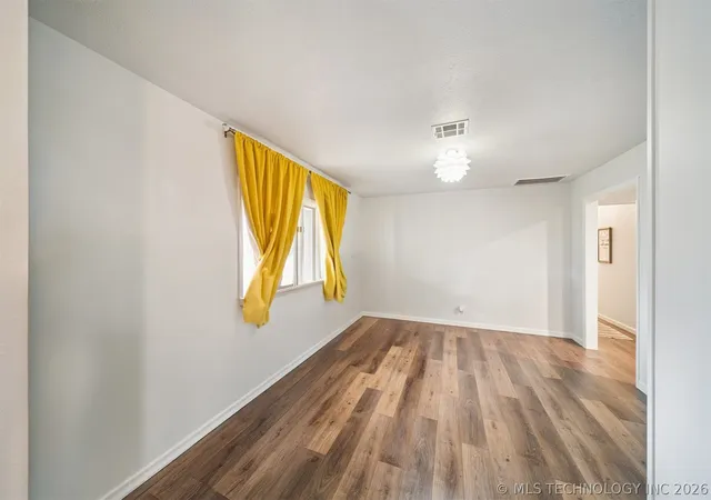 Photo 3 of Sale Pending at 1335 N Mcfarland Pl, Claremore, OK 74017 | MLS# 2622228 | Listing updated on 2026-09-24