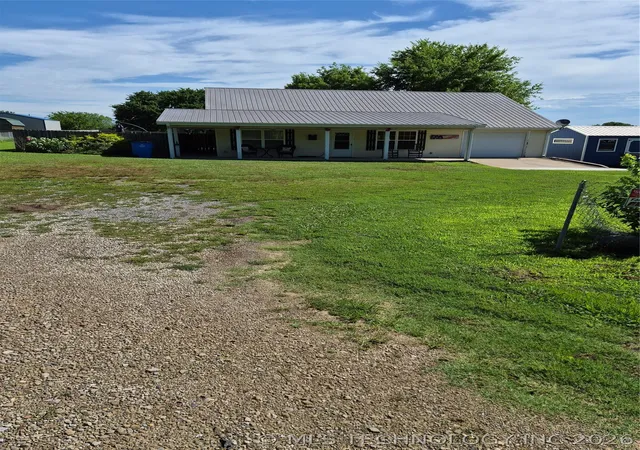 38th image of 911 W Creek, Checotah, OK 74426 | MLS# 2621756