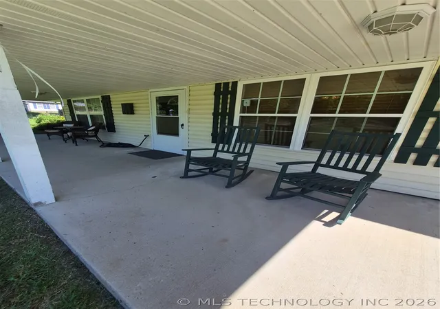 Photo 4 of Single family home for sale at 911 W Creek, Checotah, OK 74426 | MLS# 2621756 | Listing updated on 2026-08-23