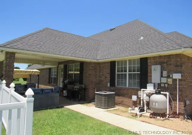 3rd image of 512 Oakland, Ardmore, OK 73401 | MLS# 2622276