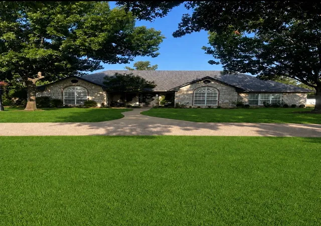 1st image of 1727 N Washington, Durant, OK 74701 | MLS# 2622292