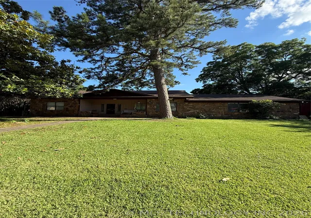 1st image of 1201 W Elm, Durant, OK 74701 | MLS# 2622294